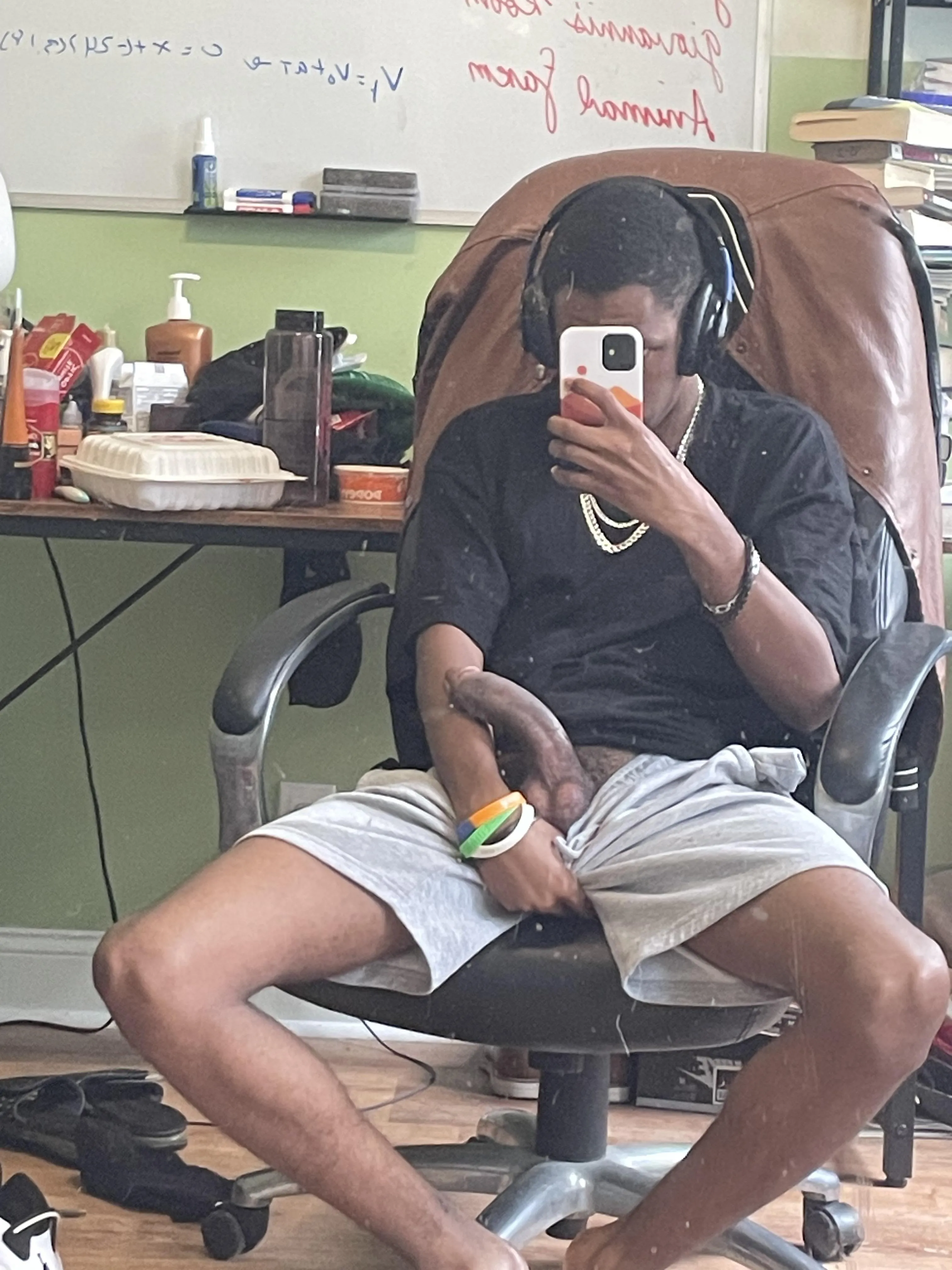 Sorry I didn’t cut my hair yet