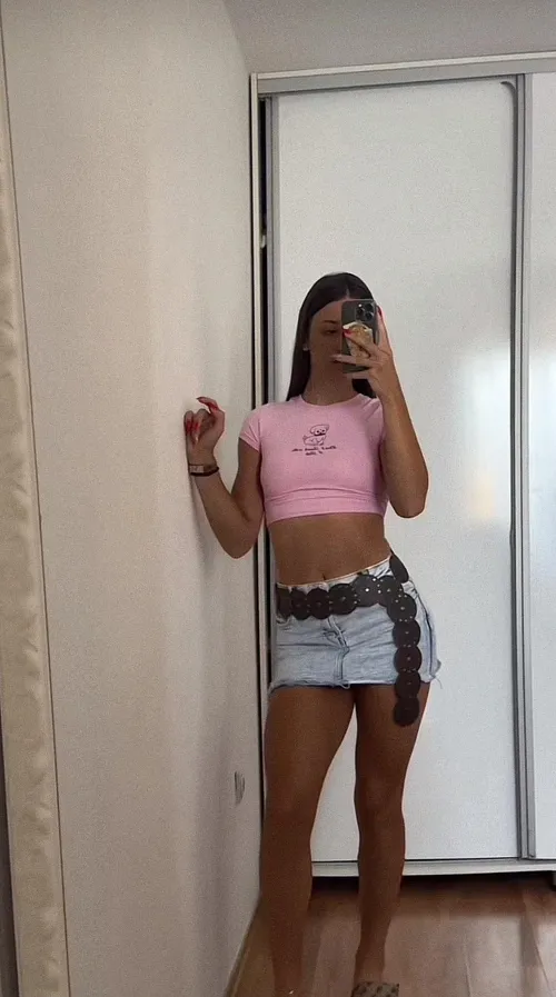 Sunday [selling] sessions/sextings/ Cei-joi sessions instructions/ accepting new subs (findom)/ fetish friendly online and available all day