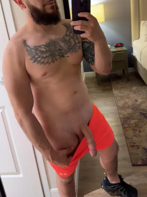 Tatted bull 36 downtown Austin for weekend any ladies need a good bull?