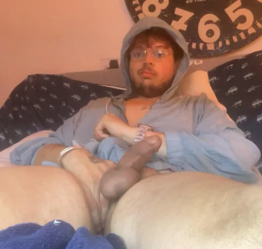 The face & cock my former youth pastor saw at 3am after I accidentally this to him 🙏🏼