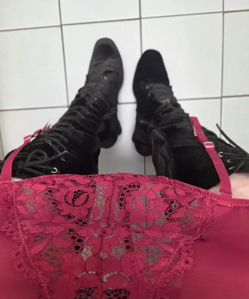 There's just something about a hanging garter under your dress