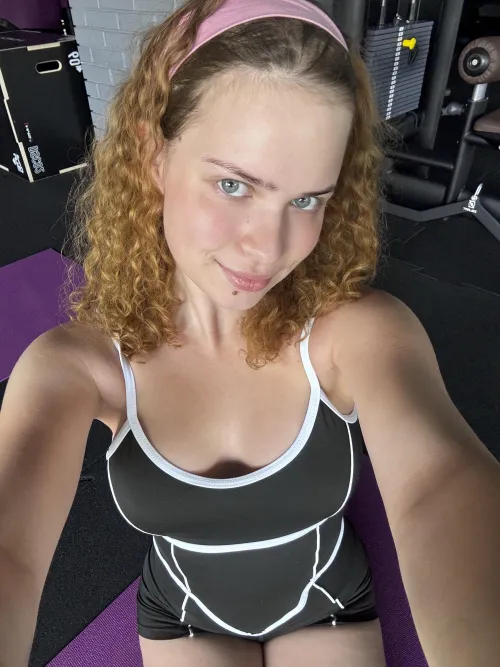 Wearing a bra to the gym? Sounds like a joke 🤭