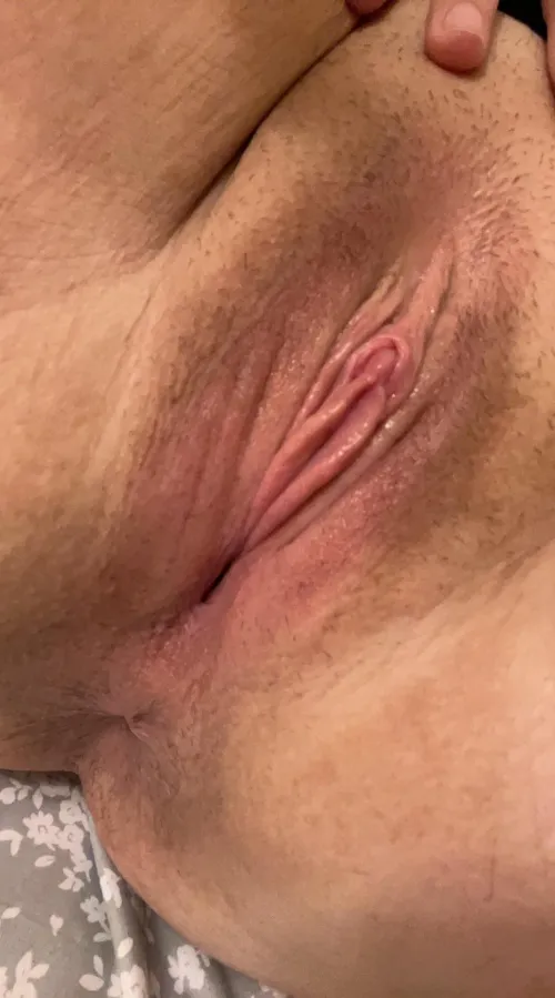 29 Female looking for other females to play. Located in dsm