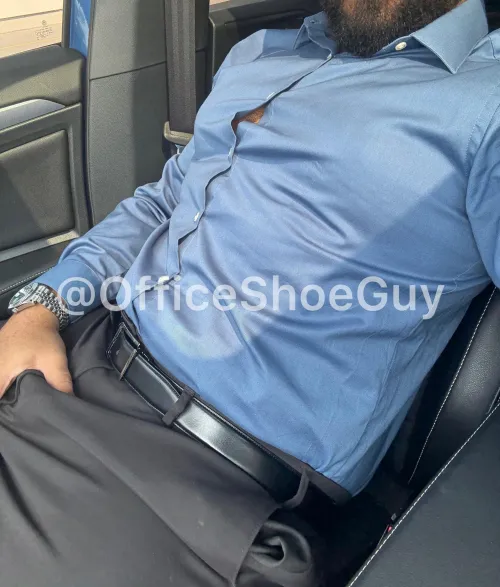 My favourite part of head is the sound of my belt unbuckling 😈🍆