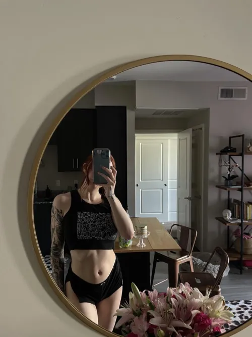 my lil black shorts and black tank!