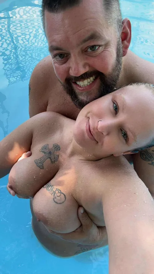 Pool fun!!! Show my girl some love!!!!!!