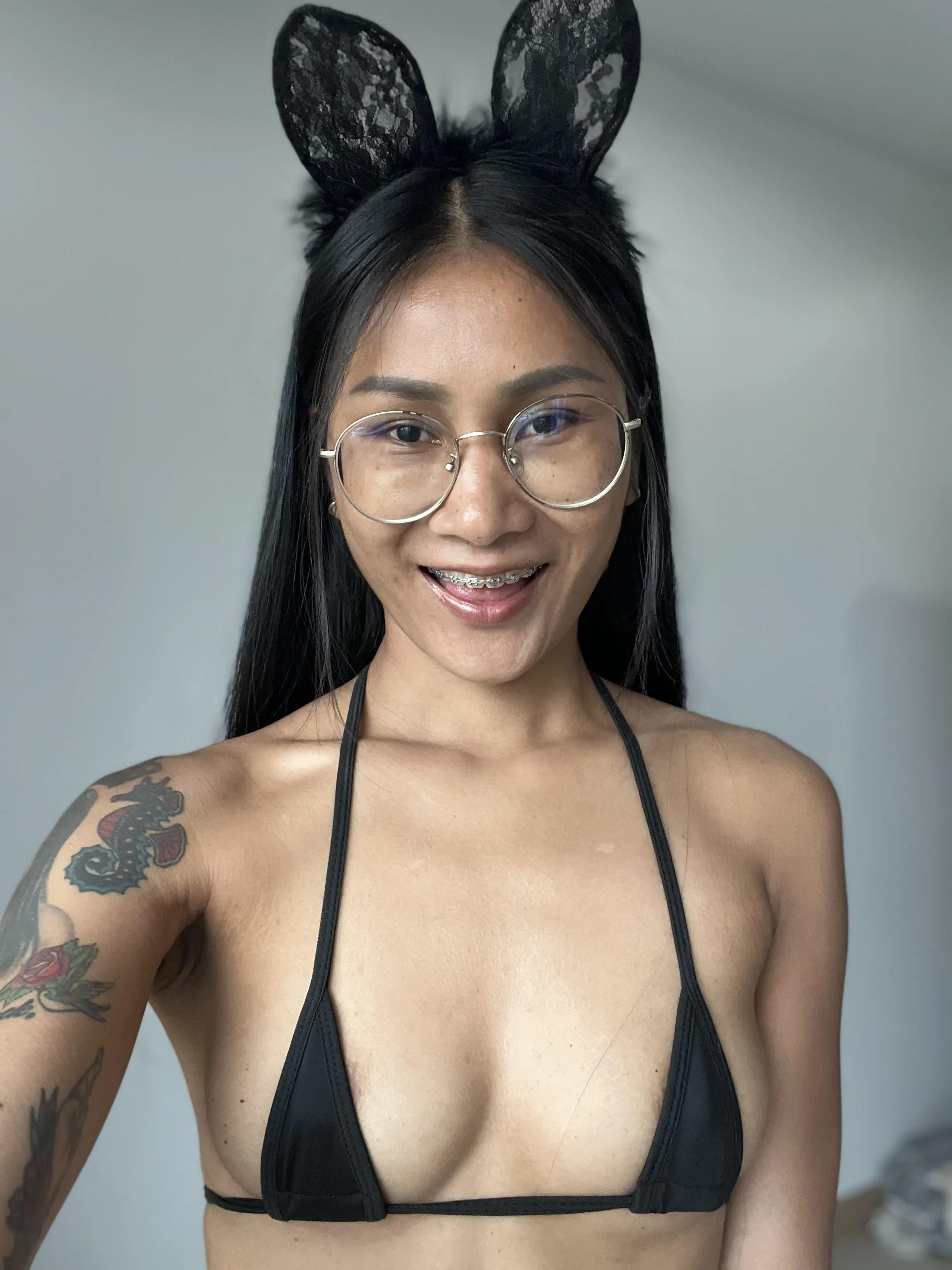 You like braces on girls who swallow?