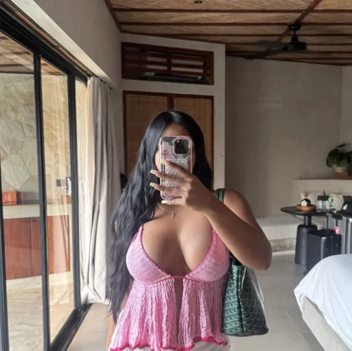 Beta boy bait. 💗🎀🍭