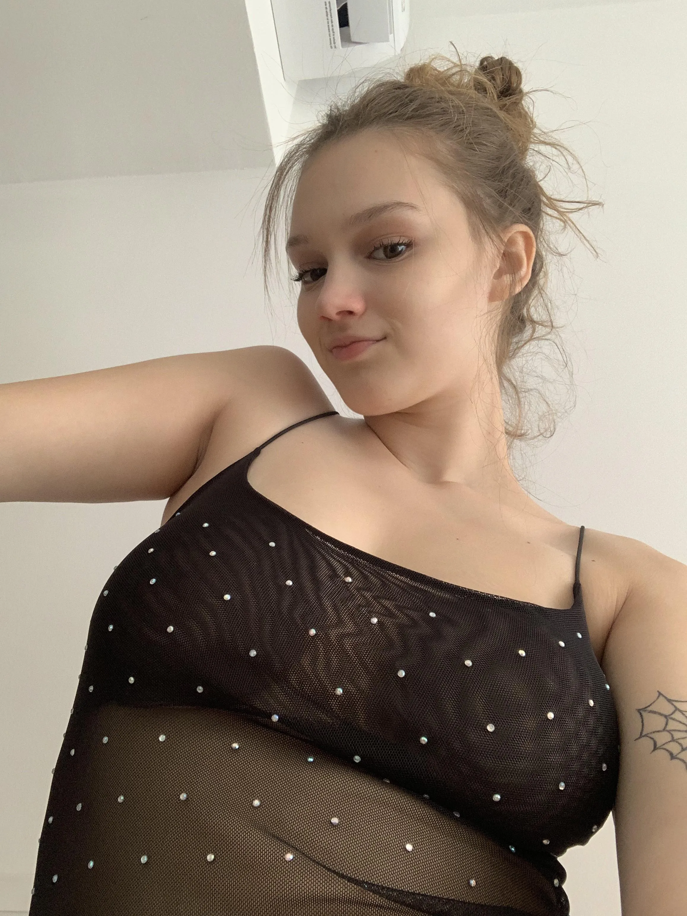 I need tips on getting attention from older guys