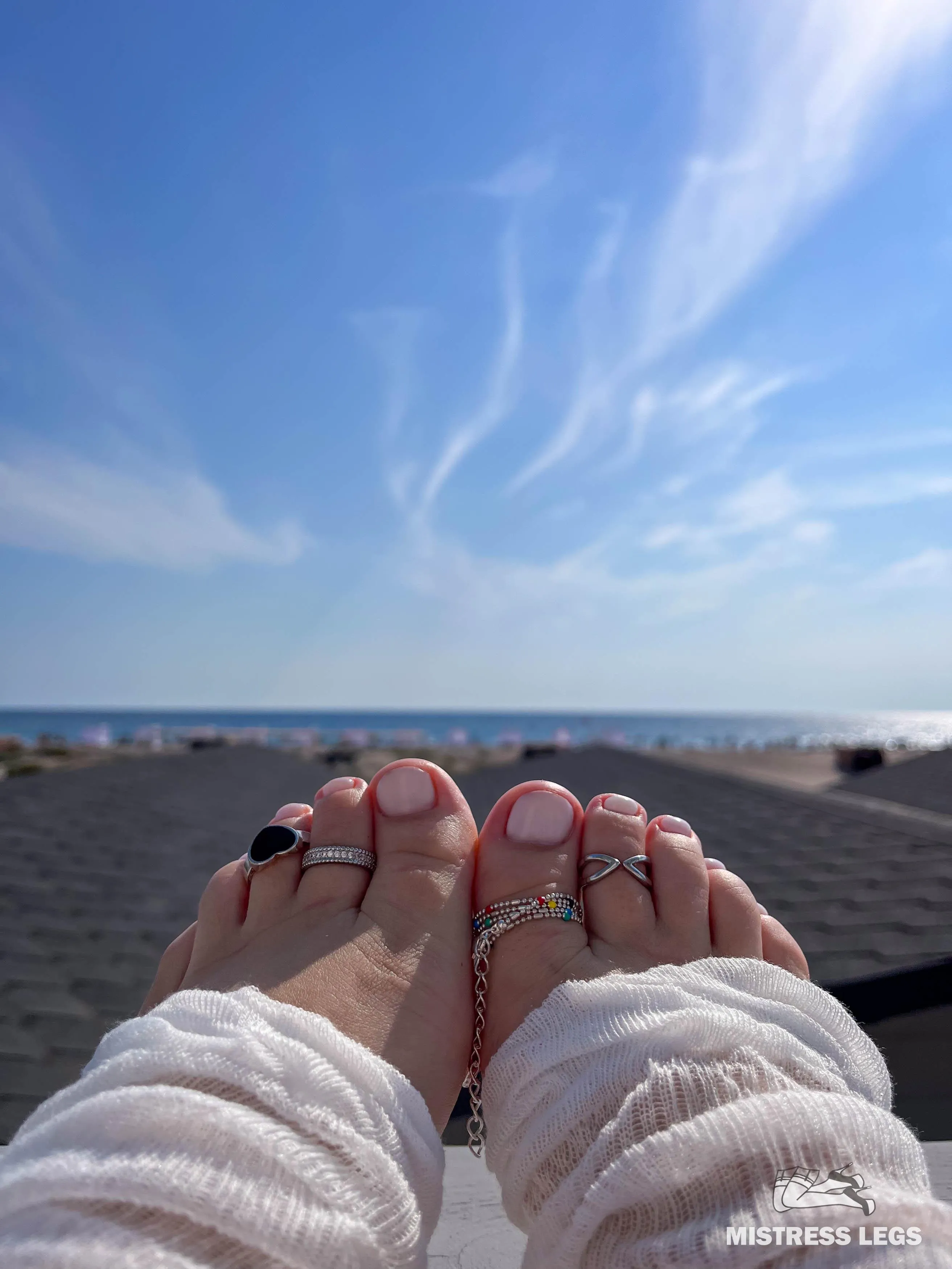 My cute summer white toes