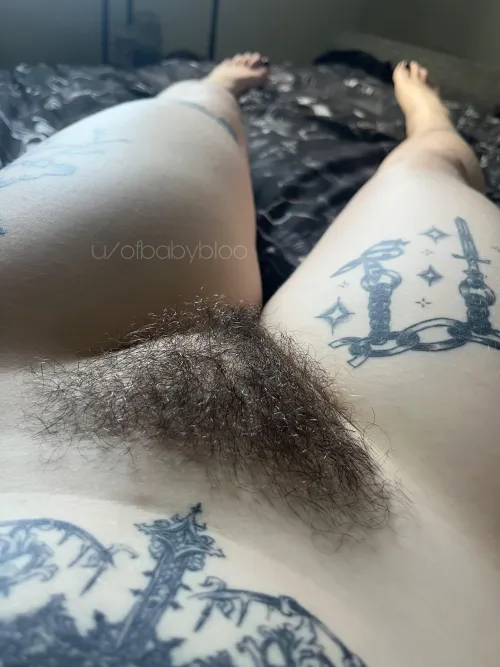 tattoos + bush = heaven