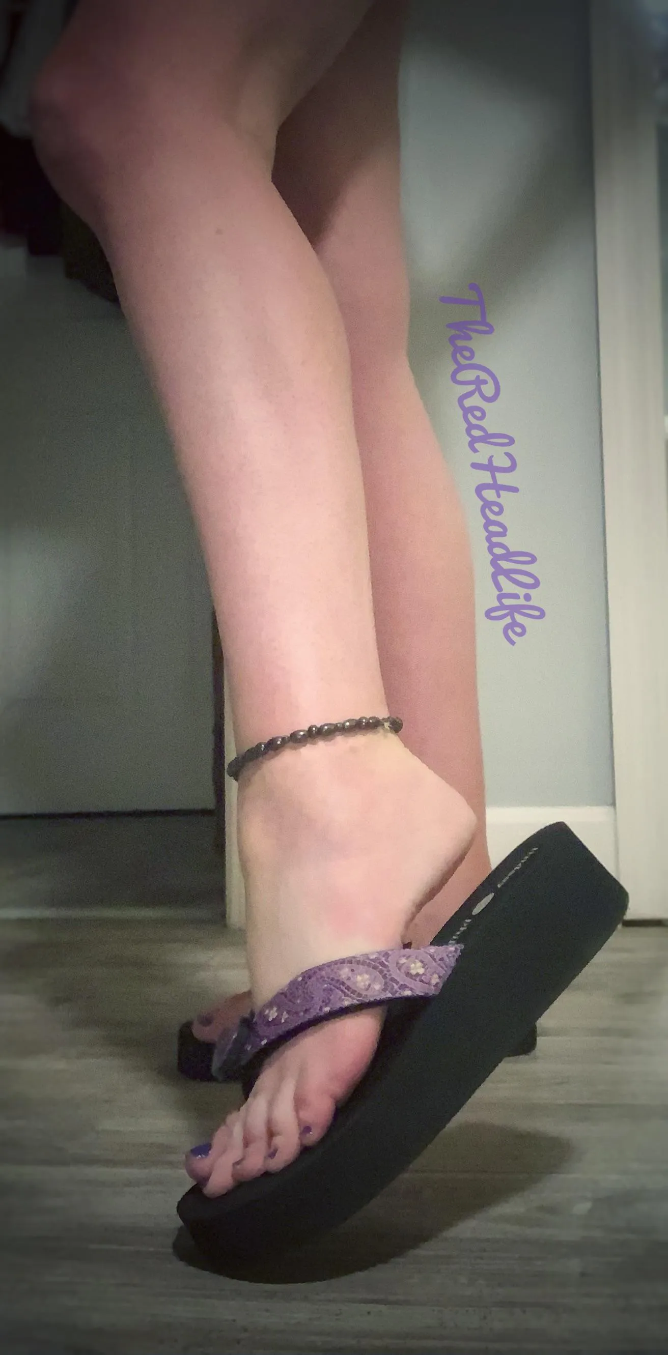 Do wedge flip flops count?