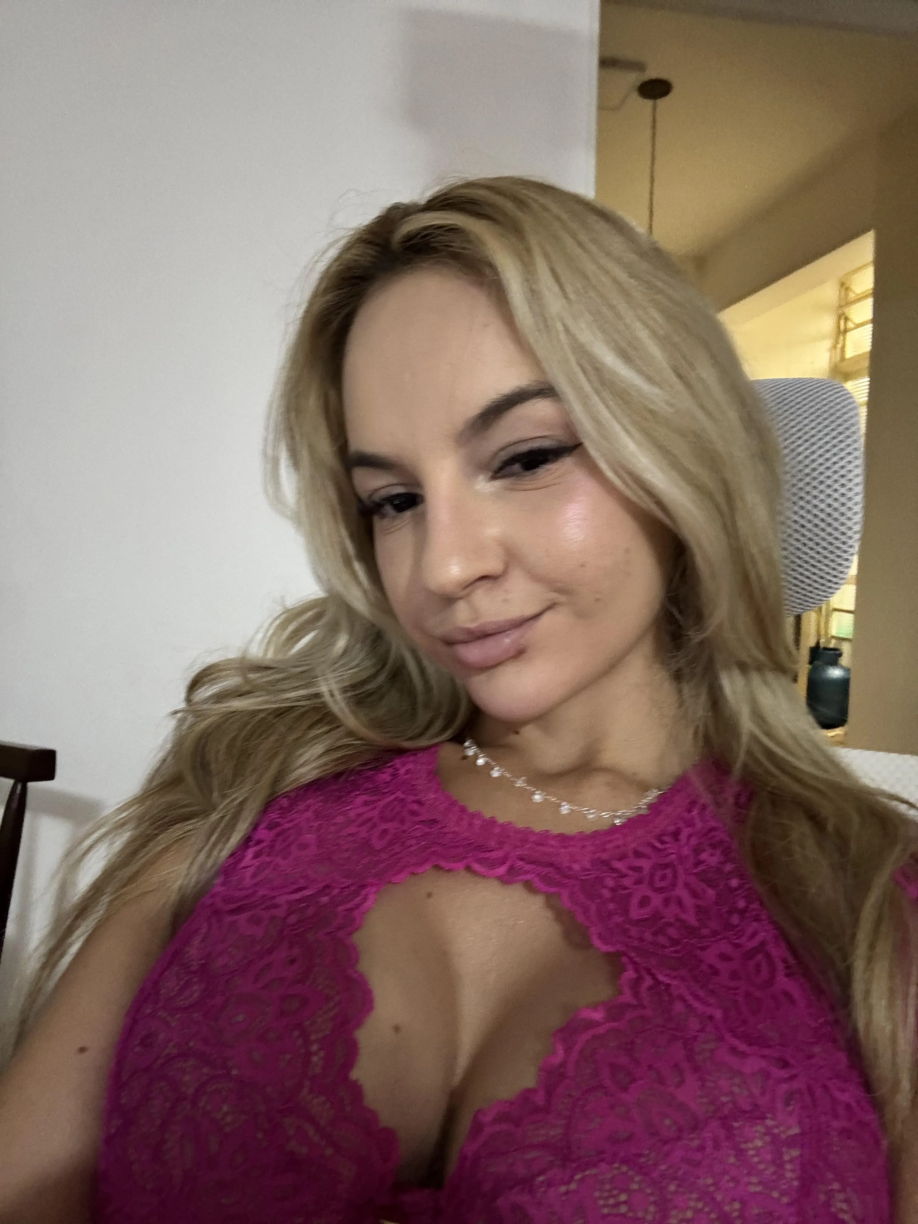 all this blonde and still your second choice? try again