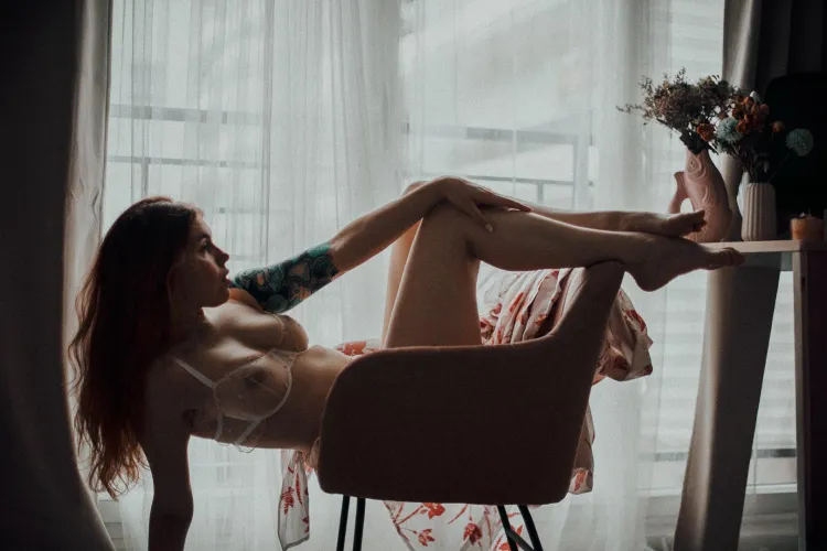 Sitting backward - Rose by Wald the tricolor (07/25 Paris)