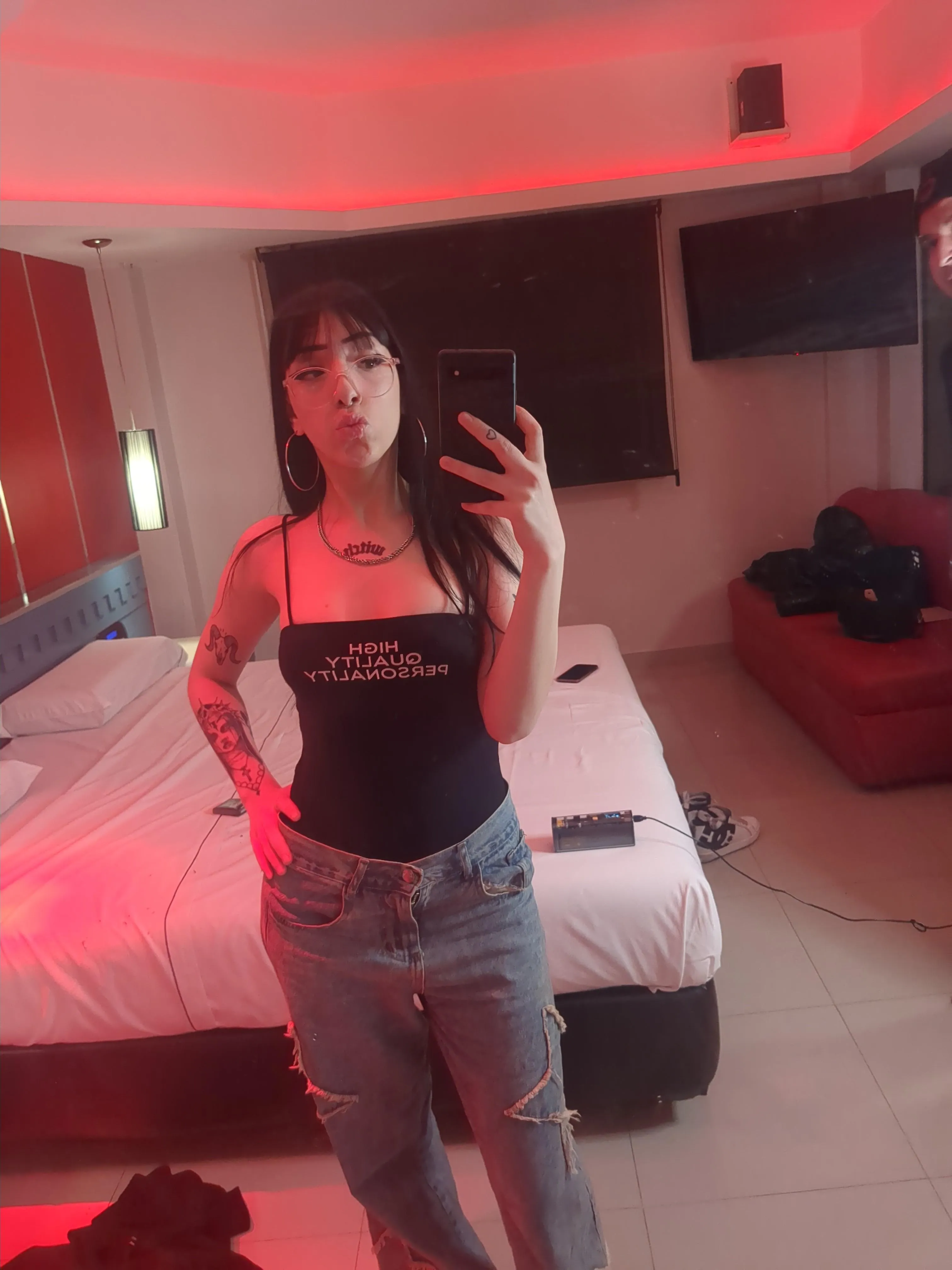 18F I am in the mood to chat