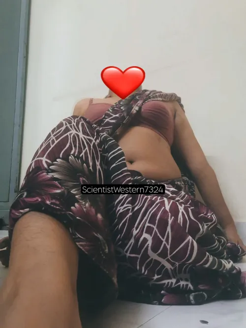 Strip me so you get easy access👅