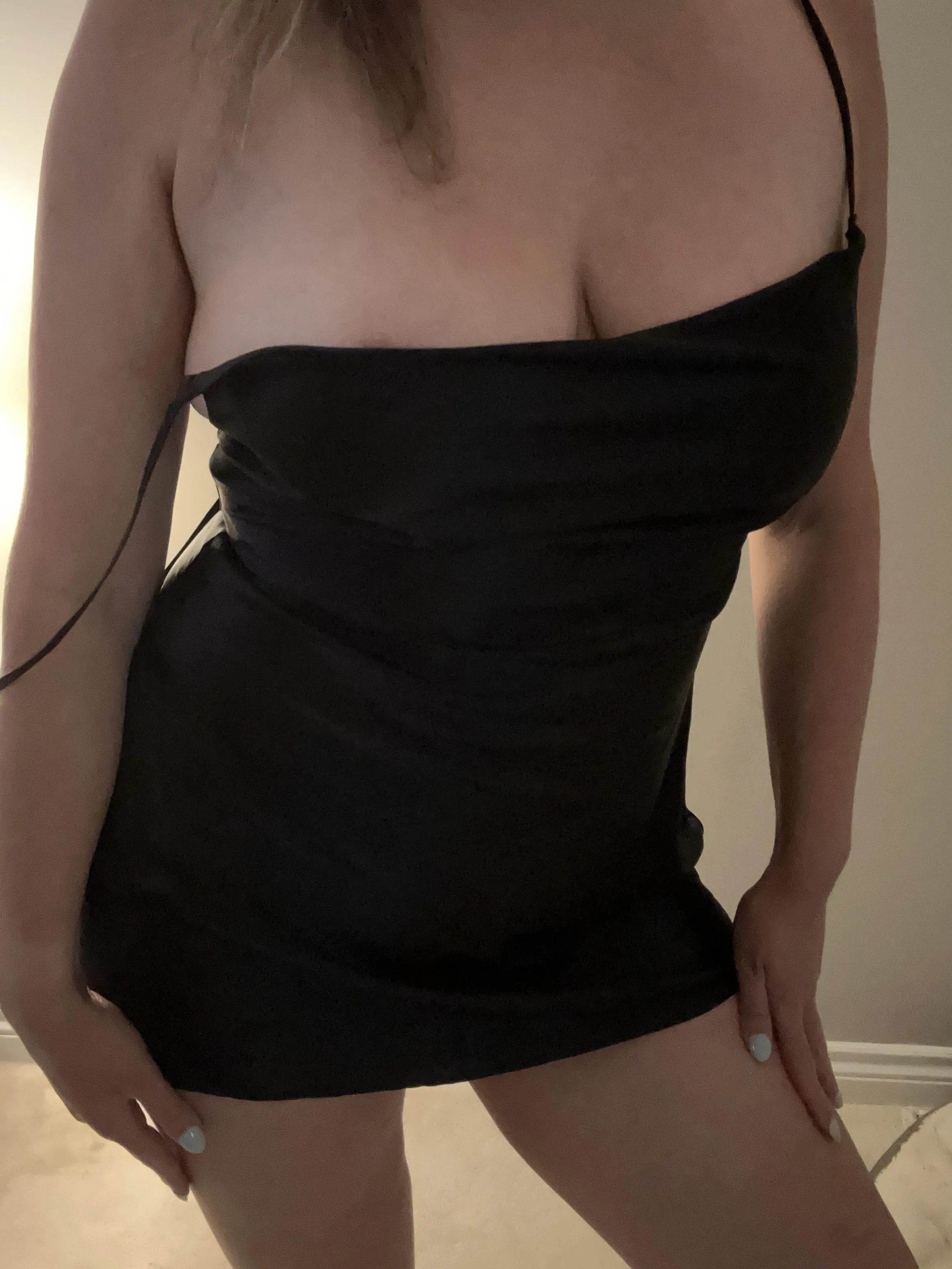 Tall. Curvy. Naughty. MILF. Do I need to say more? 😈