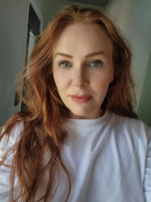 Hot happy Monday 💗