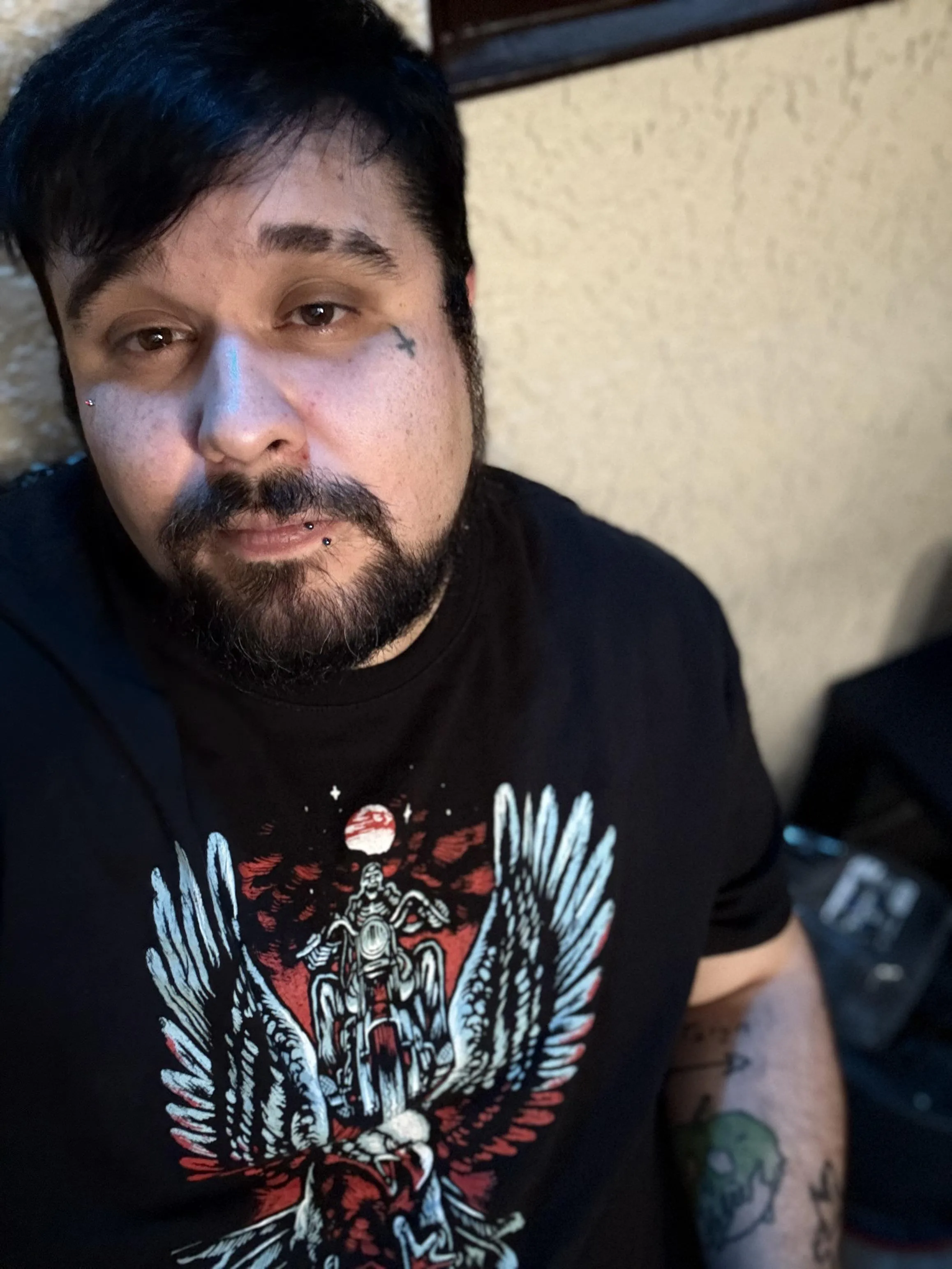 Any other bears lonely? I’d like to meet some of ya!