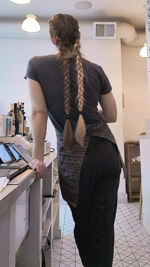 remember when I had long hair? haha