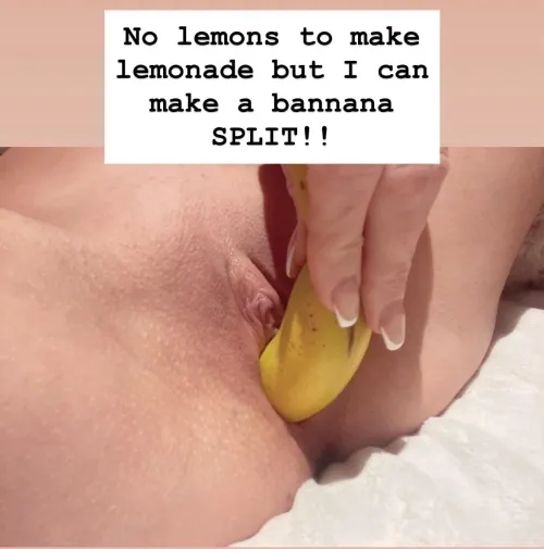 Daddy do you want a banana split!! 🍌