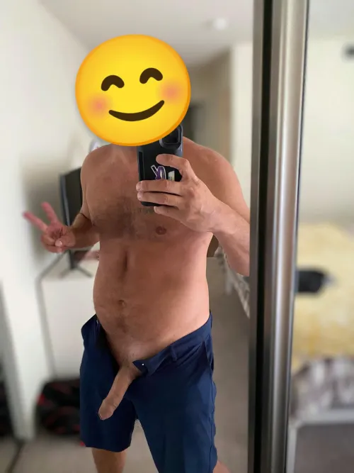 I'm your new nudist neighbor, knocking on your door with a smile. What would you do? Bisexual [33]