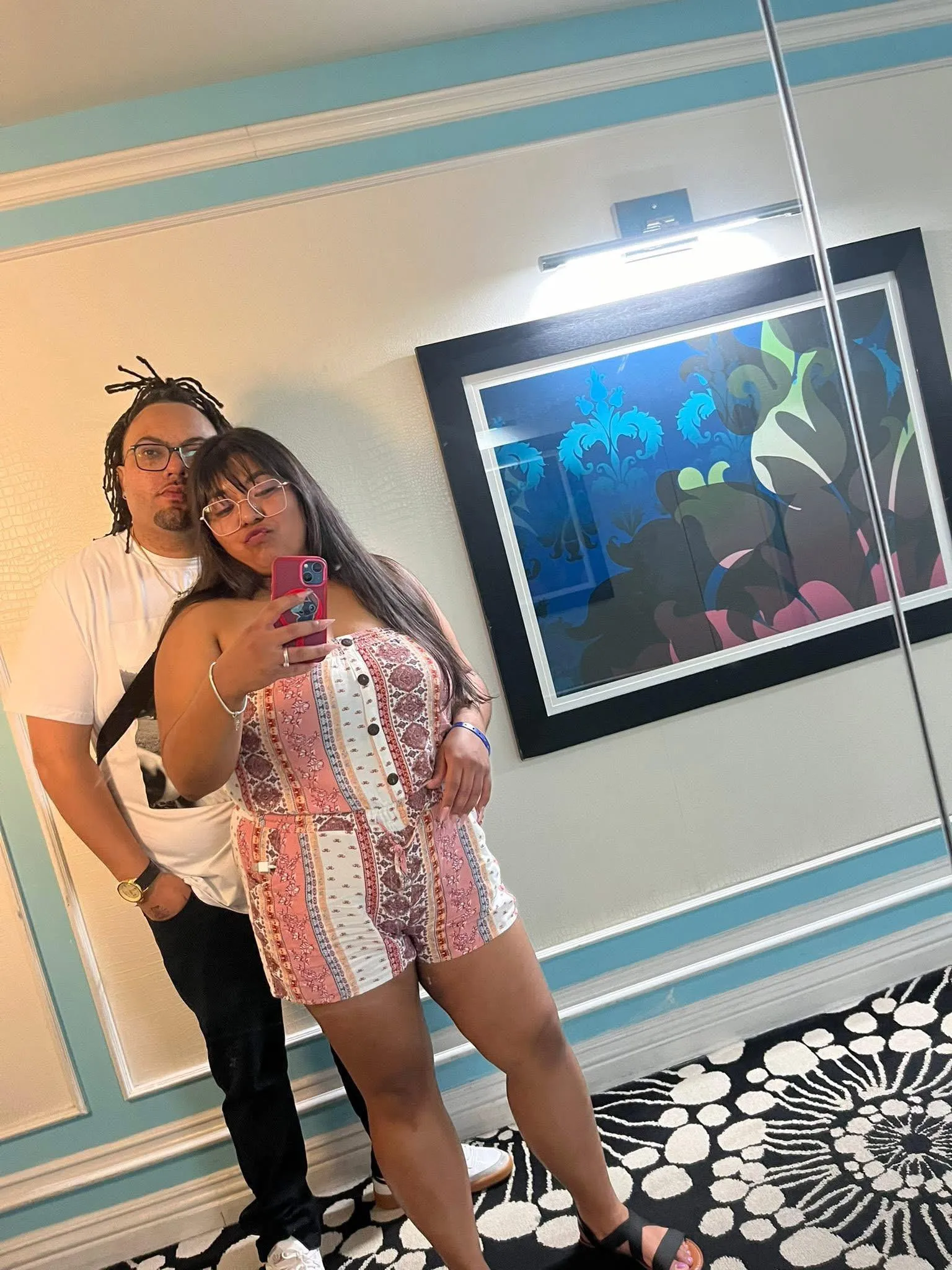 [MF4F] [MF4MF]  any bi women or couples looking to have fun with us tonight ?