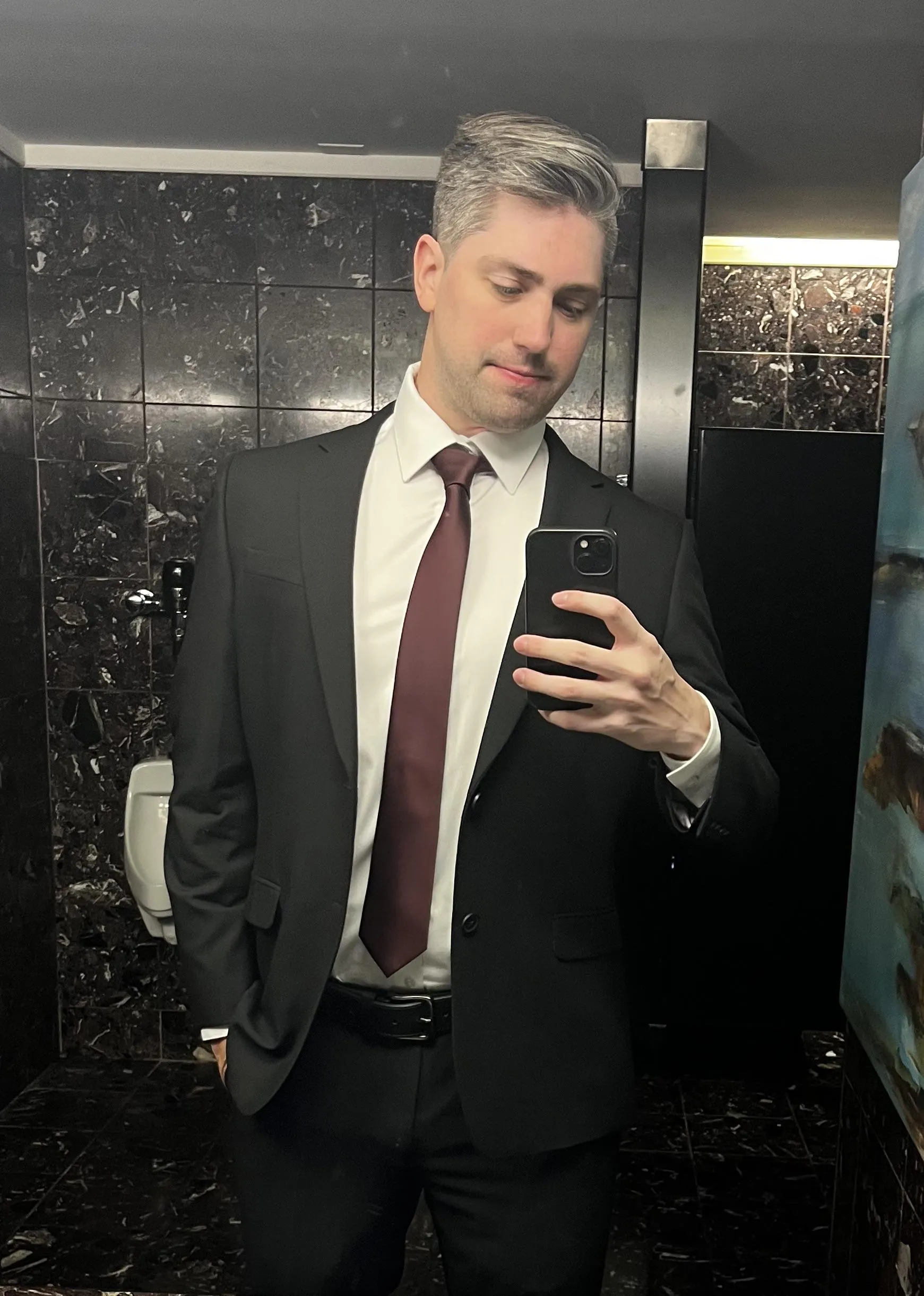 Moments before embarrassing myself on the dance floor