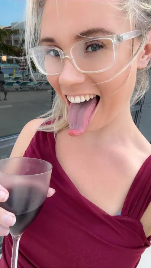 Warning: My tongue may leave you speechless👅