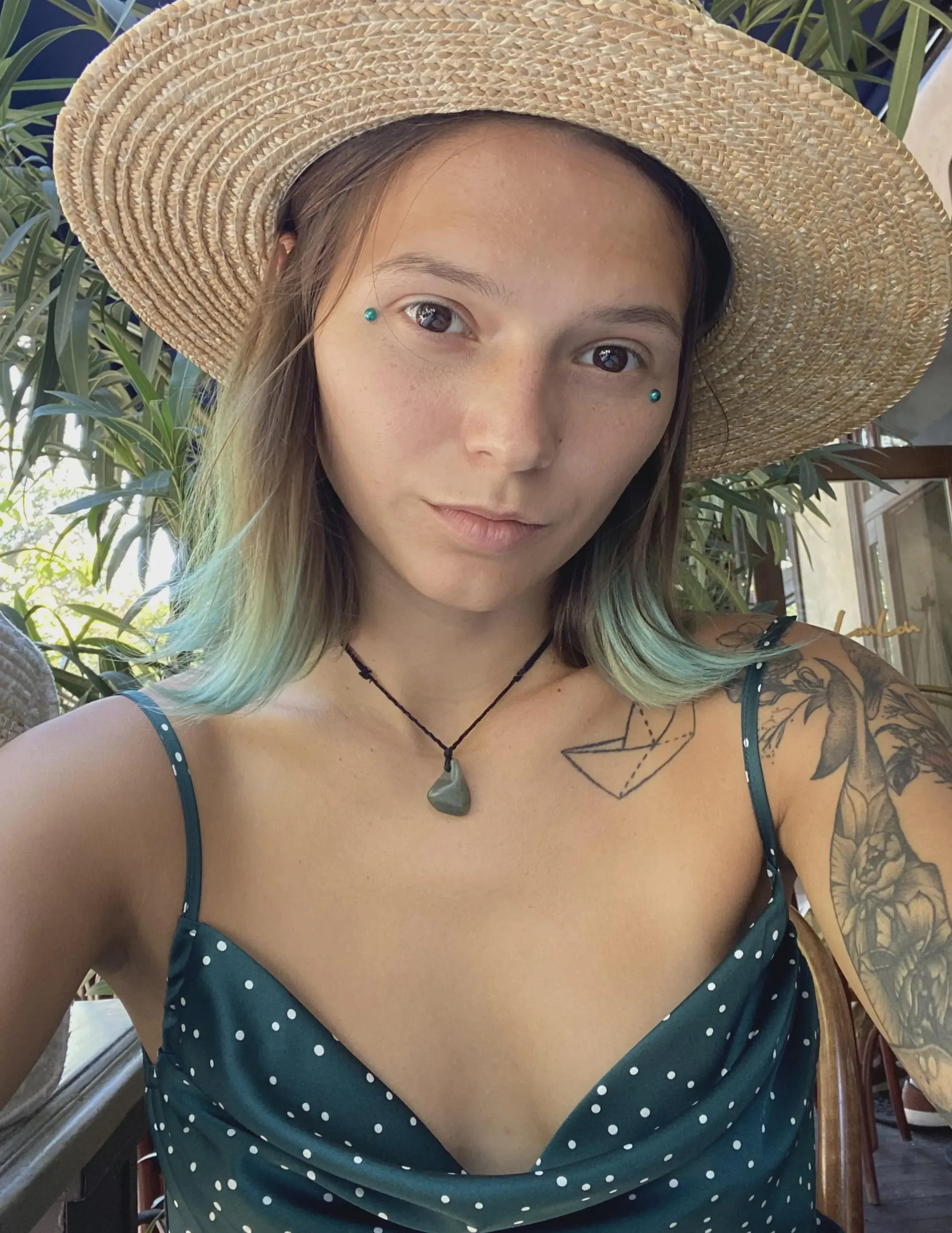 i never smile with my teeth do i have a pretty smile tho