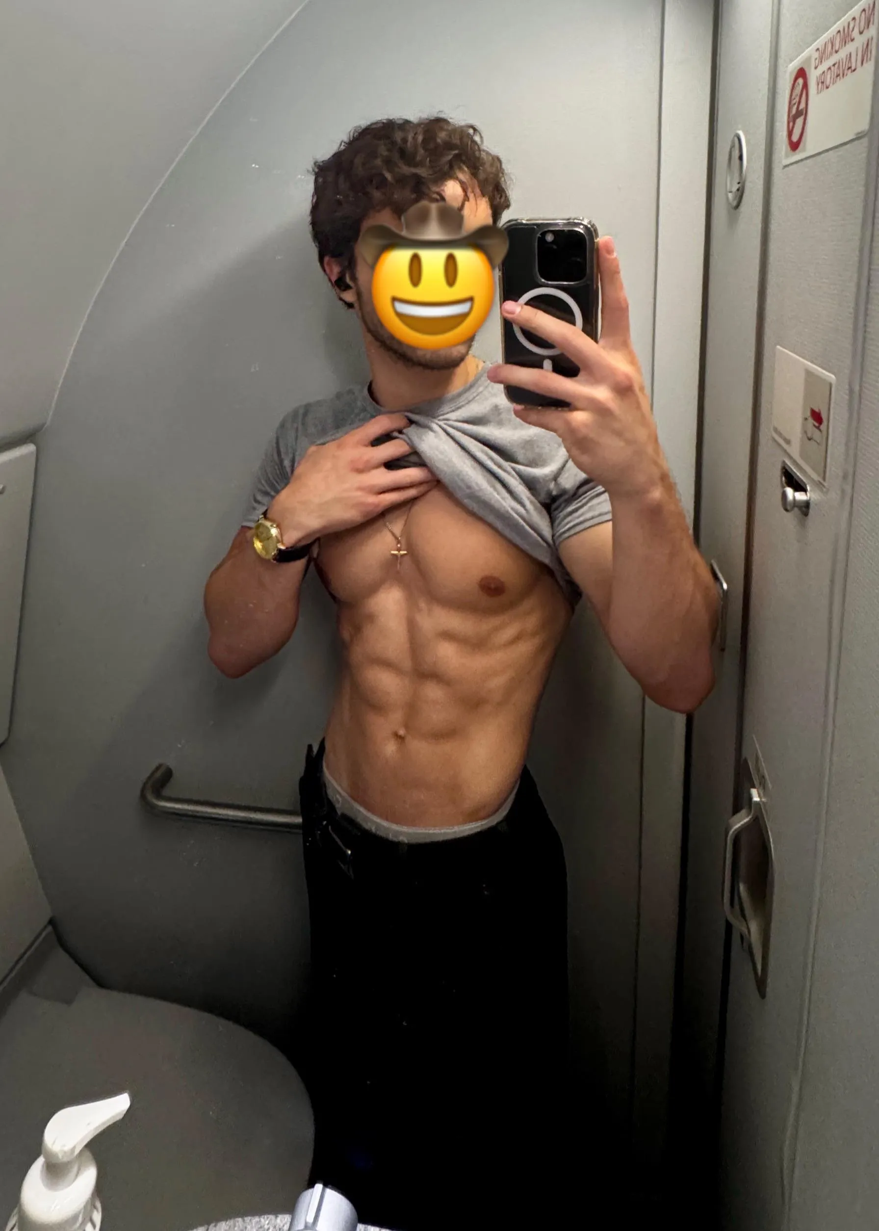 It’s not every day that this Texan boy gets a mirror pic from 3500 feet