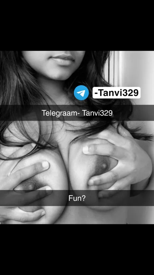 Need a hand to hold my boobies, you up? Sext? F here