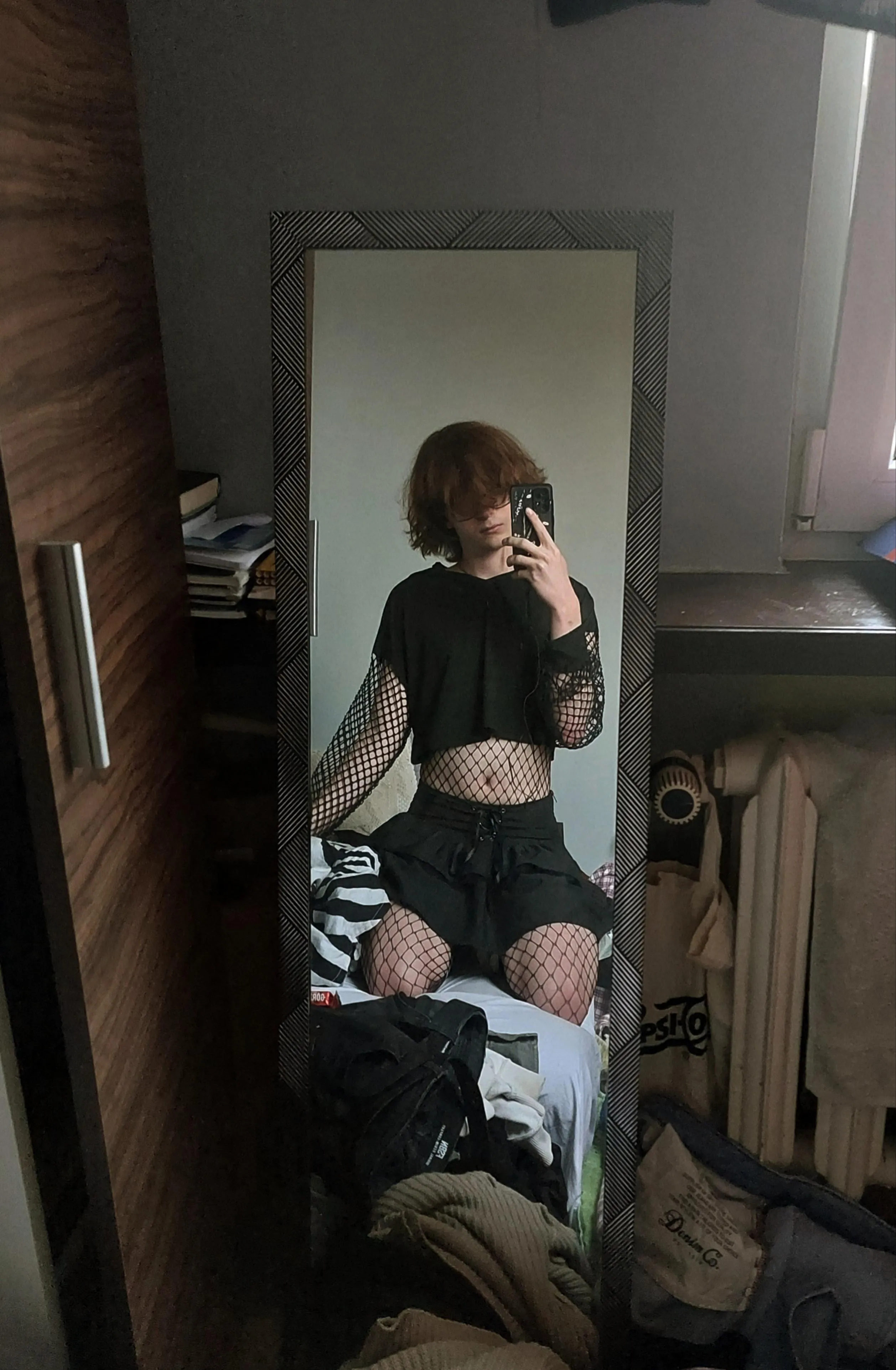 Polish white twink needs to get his white genes overwritten by Arab or Turkish cum🩷 (20)