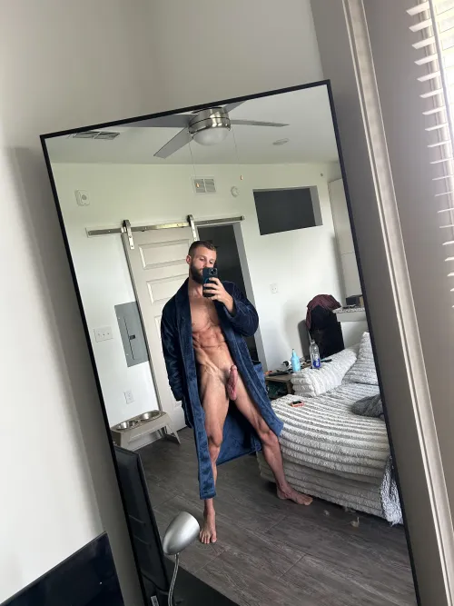 Who wants to take care of my morning wood? 🙈