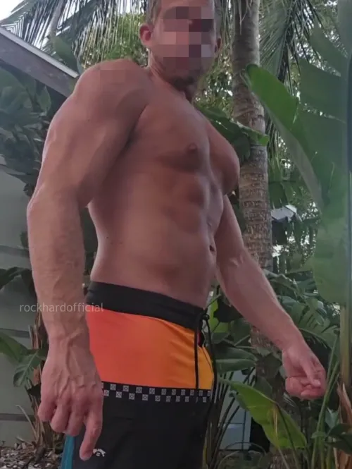 You can really see the bulges from the side