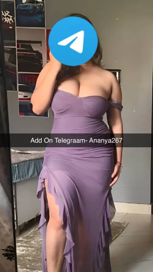 You like how my boobs sit in this dress? Come talk—available for sex chats