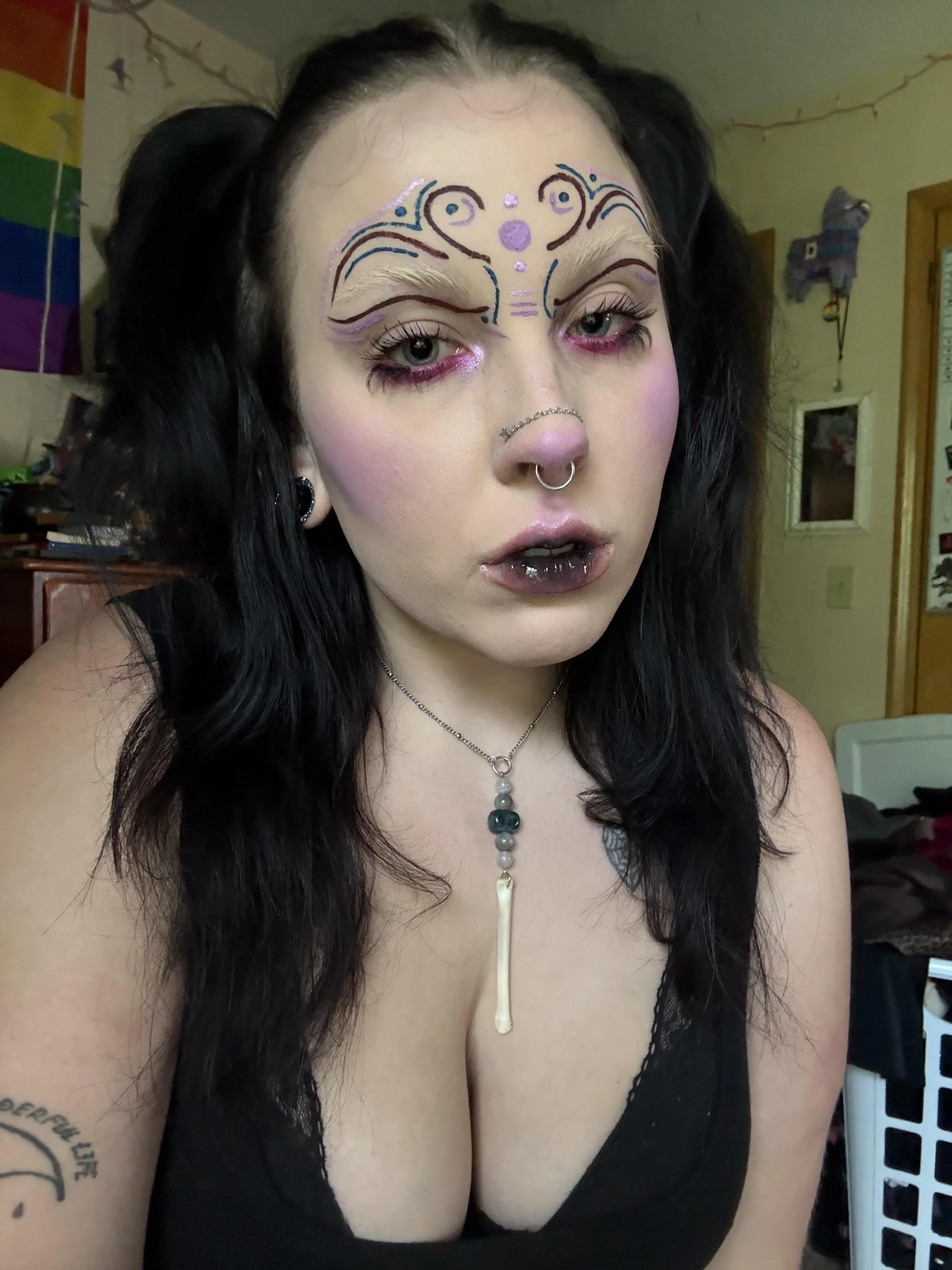 🧚🏻‍♂️🖤✨🔮