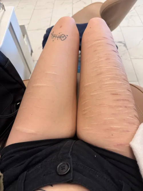 Getting my nails done ^_^