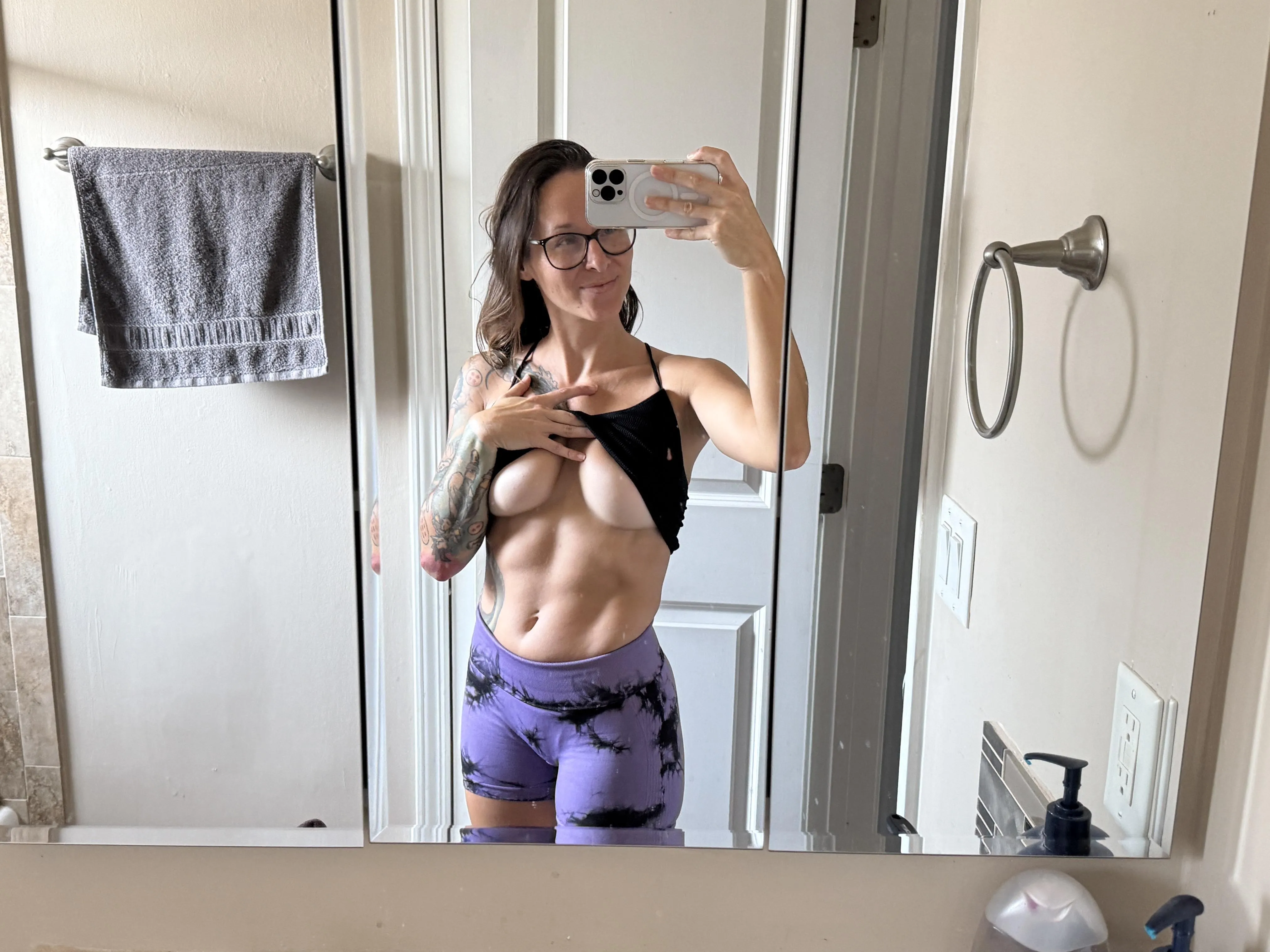 It was a back & abs kinda day🔥