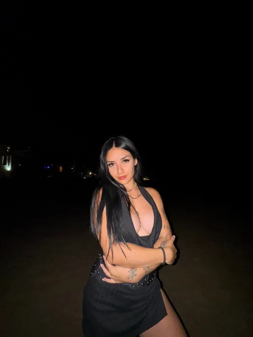 Would you let this good girl misbehave for you?