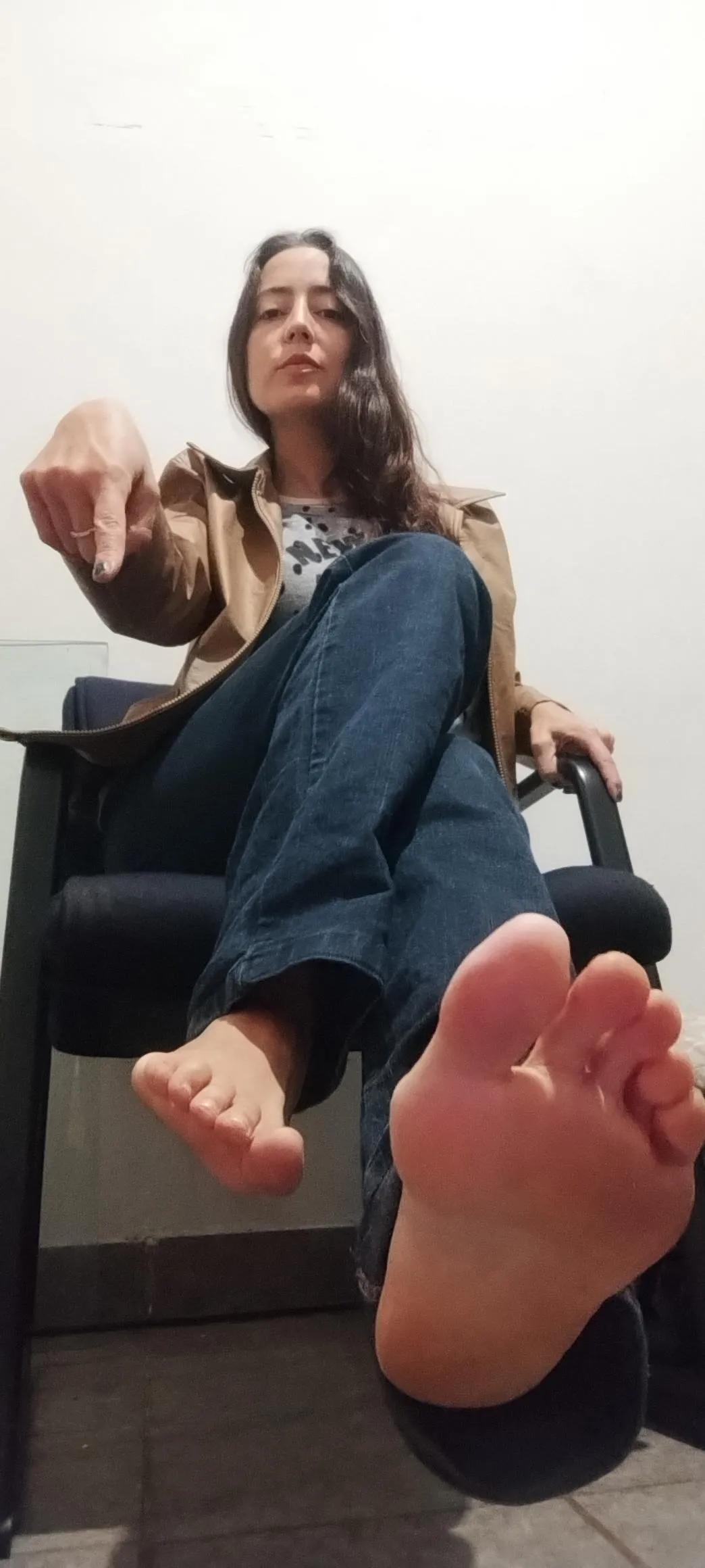 Your place is under this Mom's feet