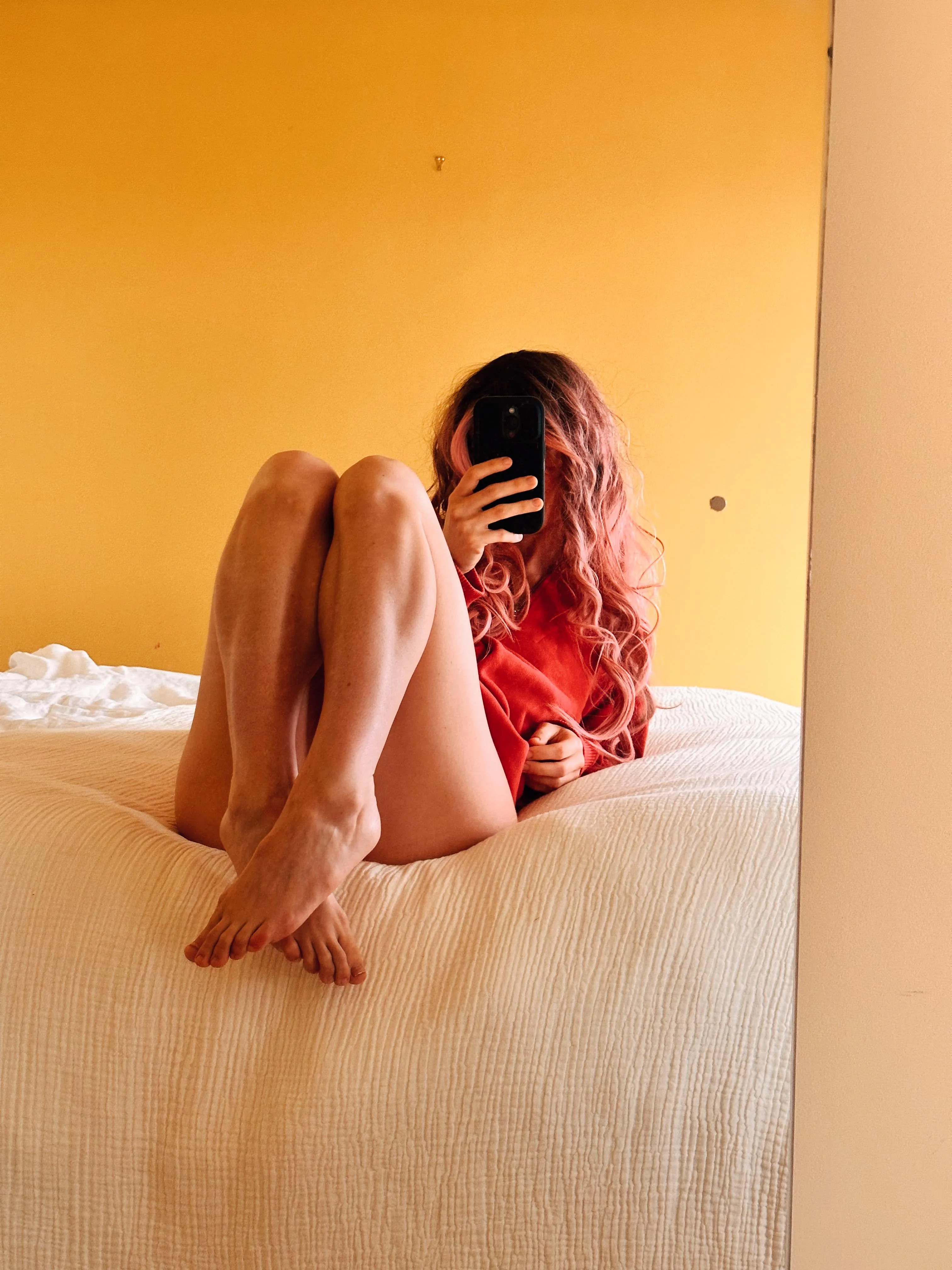 If we went on a date together baby, what would we do? dm me in my linkkk below ;)