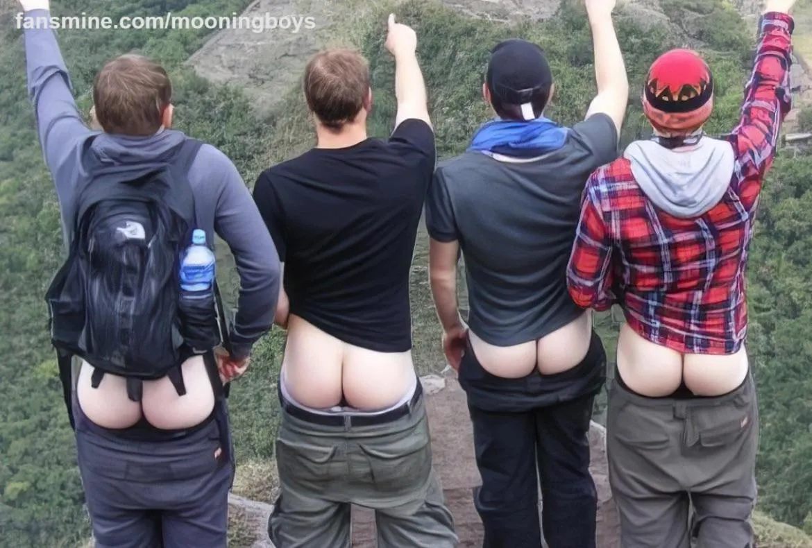 Mooning friends in public
