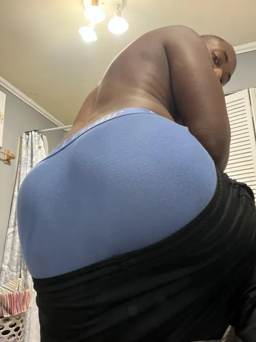 My boyfriend doesn’t know how to spank me like I like. I need somebody that can spank me & make me scream