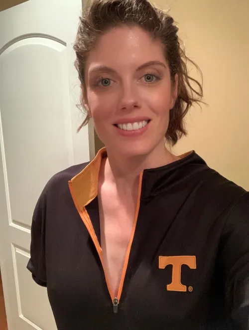 NEW SFW subreddit.  r/Ladies_of_Tennessee      Ladies please post SFW there!