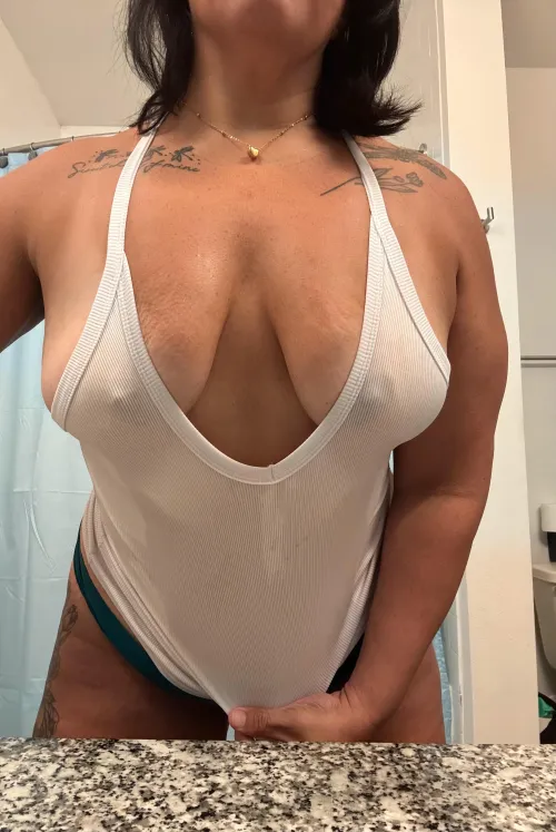 😏 💋 Serving up some Tuesday Temptation! Would you like them shaken or stirred?! 😈 😝