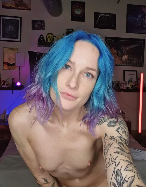 Would you date a shy emo girl with blue hair and tiny tits?