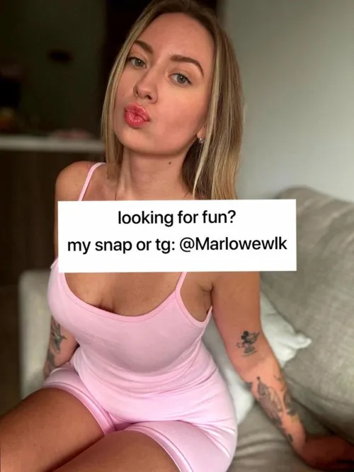 I want your hands to keep me here    Marlowewlk