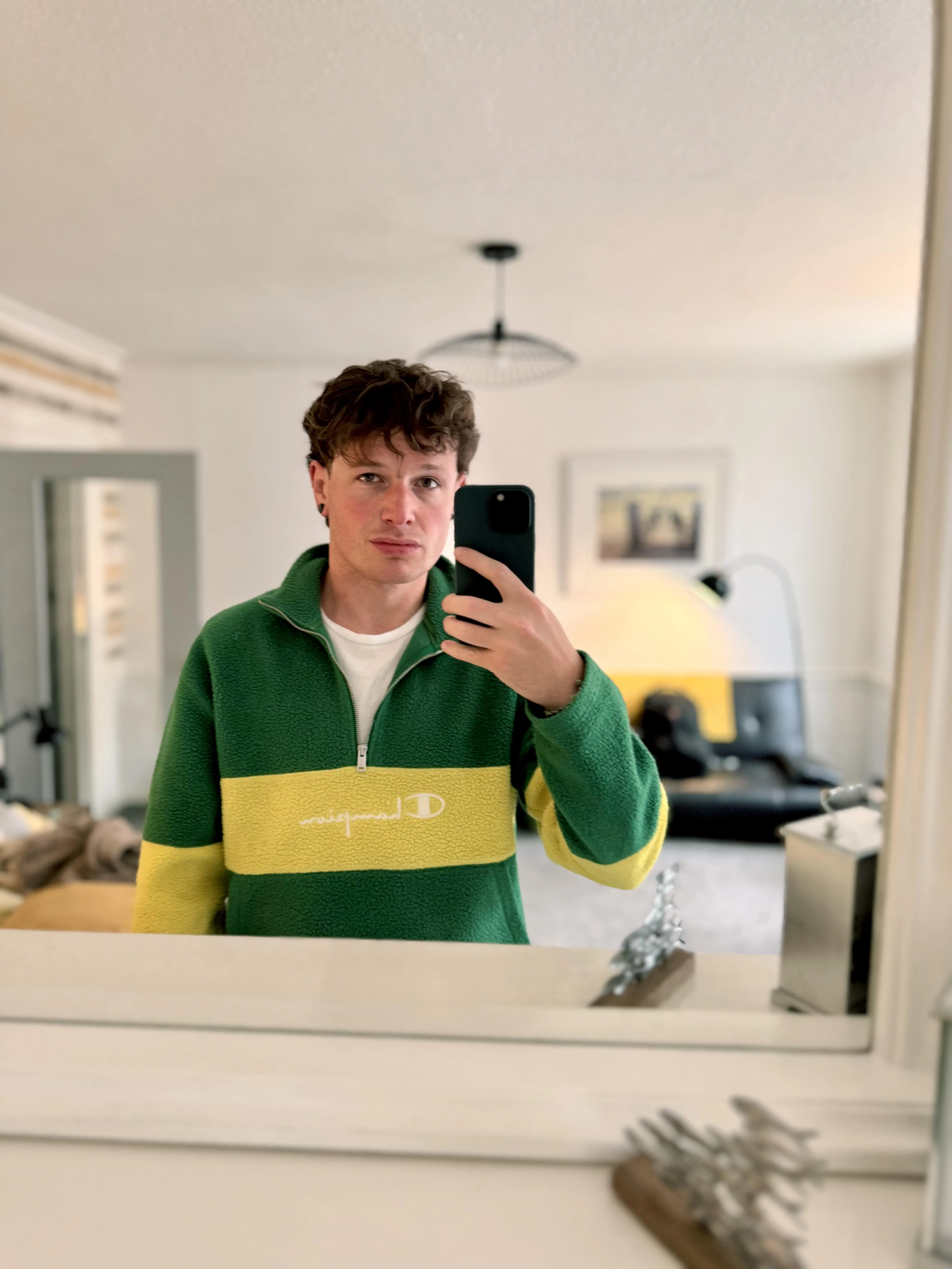 S Wales 🏴󠁧󠁢󠁷󠁬󠁳󠁿 Any lads near?