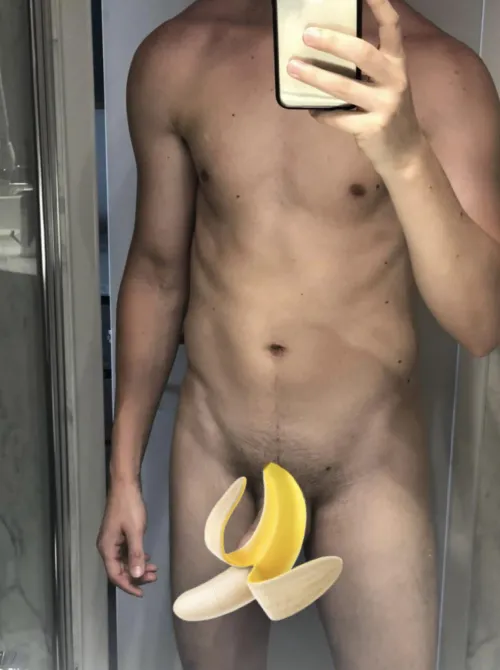 26 M4MF Chill bull in Denver, open-minded and have experience with couple’s first 3somes